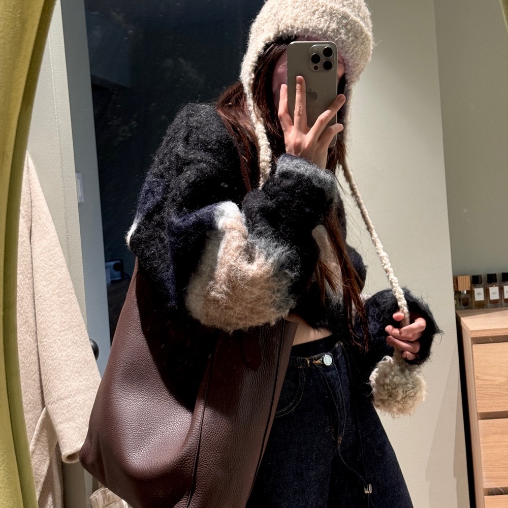 The Row Blake brown Leather Hobo Bag - Picture 3 of 3